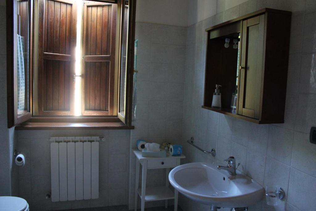 Agriturismo La Valle Del Vento 우르비노 객실 사진