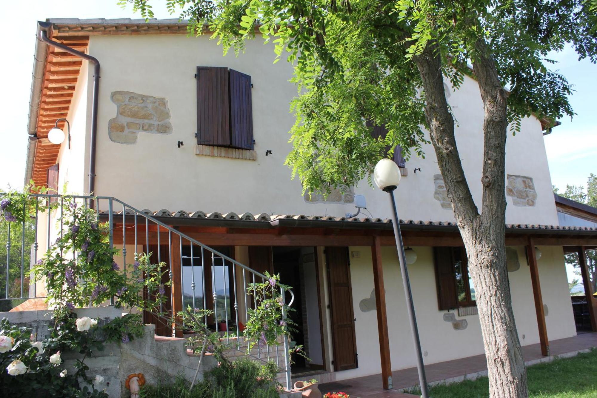 Agriturismo La Valle Del Vento 우르비노 외부 사진